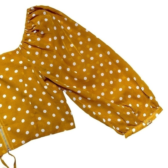 Re:named Off the Shoulder Puffy Mid Sleeve Tan Crop Top | U.S. Woman’s Medium - Picture 6 of 8